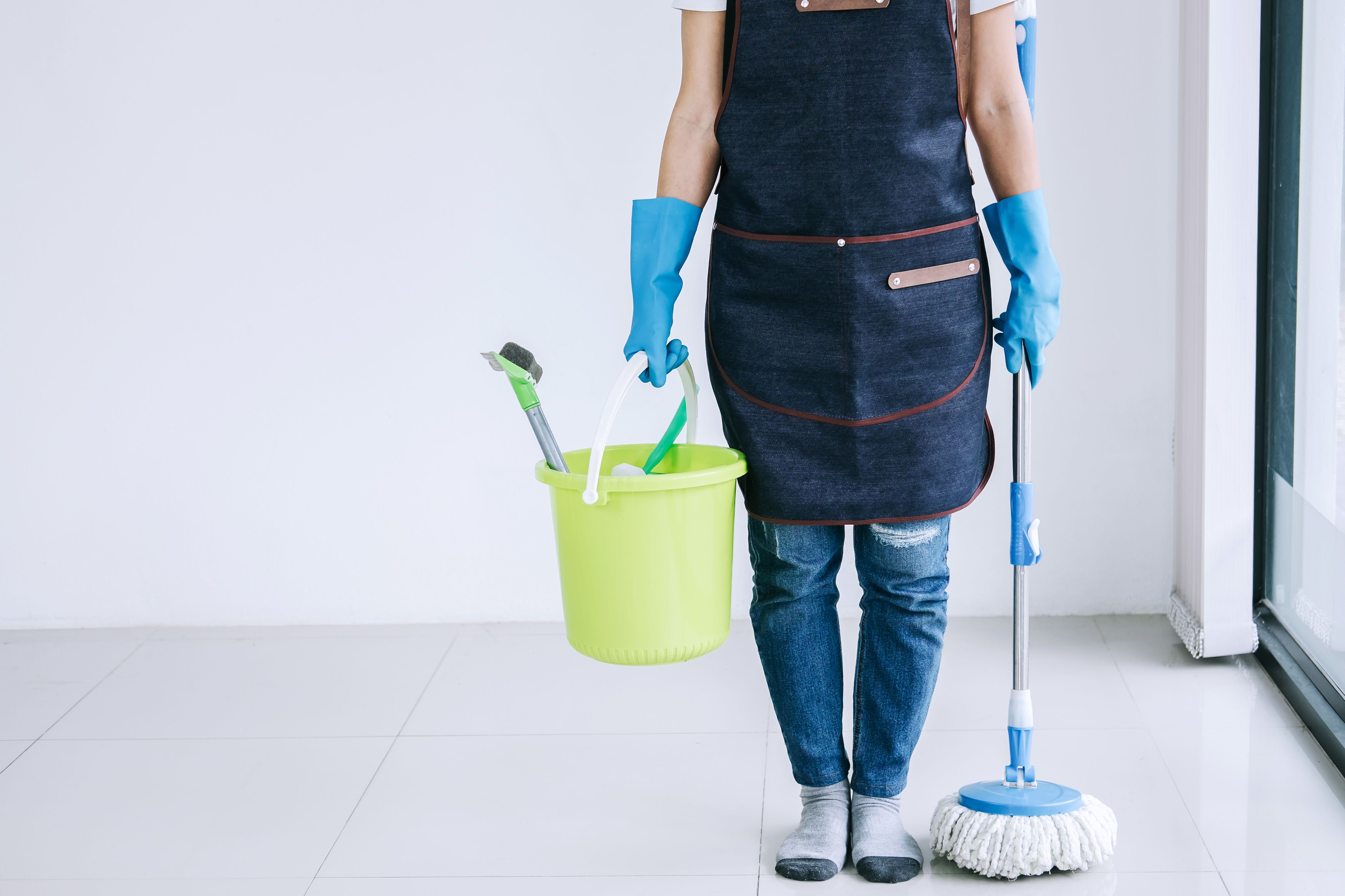 cleaning with mop