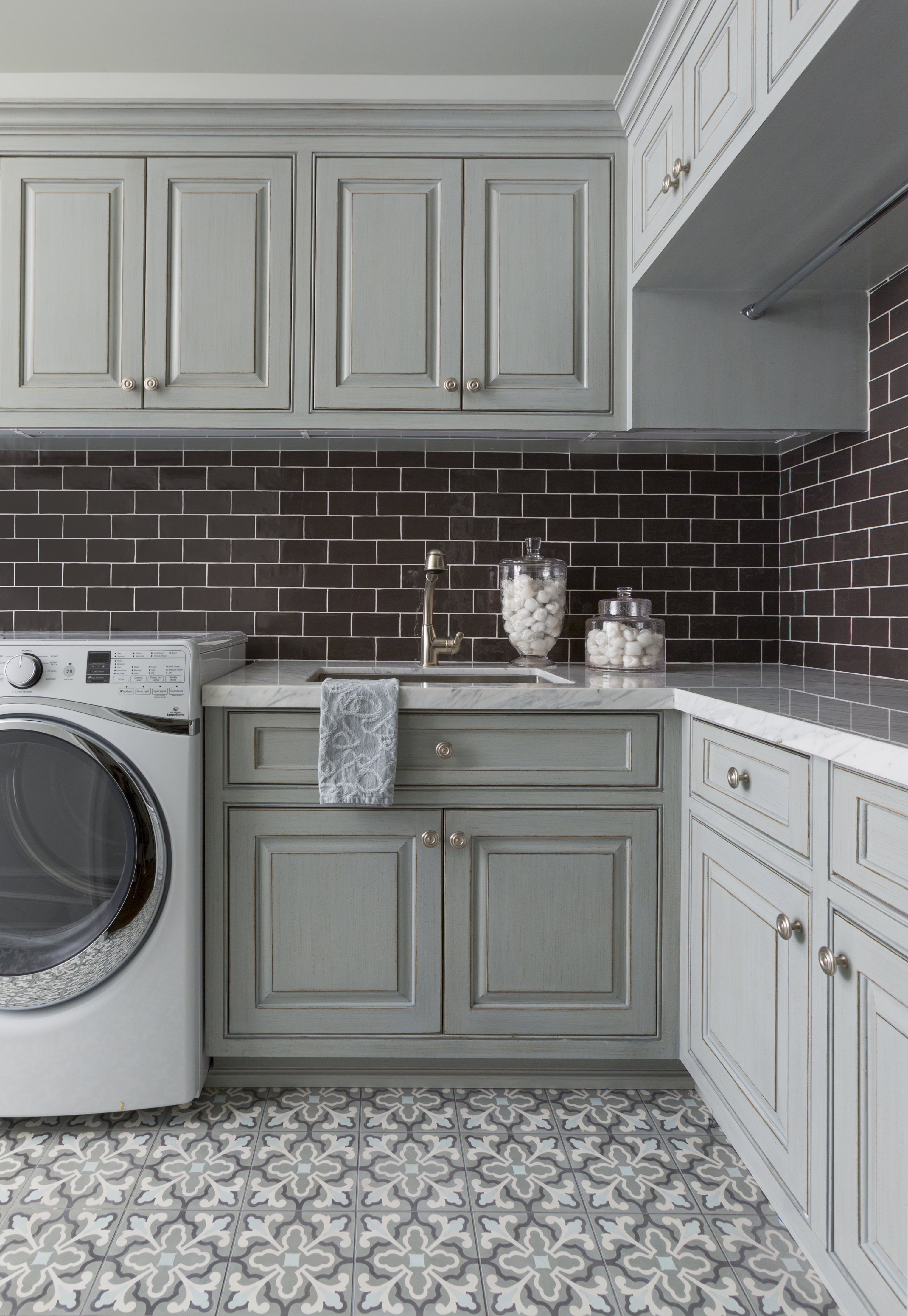 25 Best Laundry Rooms - Lovely & Functional Laundry Room Ideas