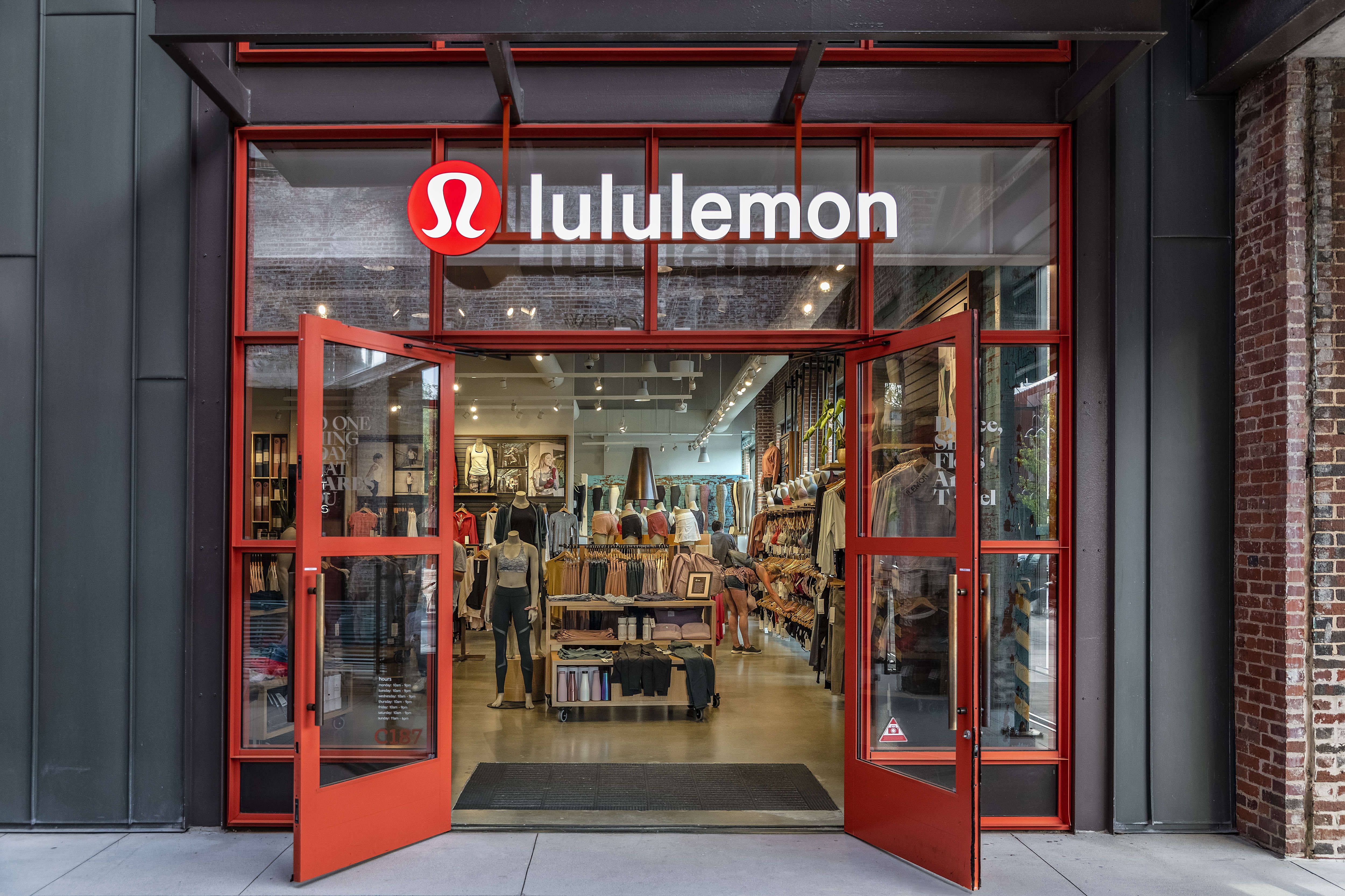 lululemon store