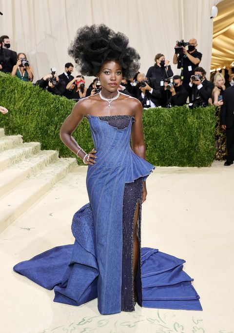the 2021 met gala celebrating in america a lexicon of fashion  red carpet lupita nyongâ€™o in versace