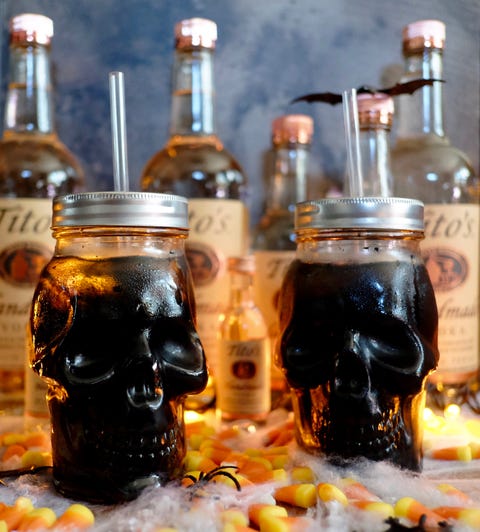 49 Spooky Halloween Cocktails Best Easy Halloween Alcoholic Drink Recipes