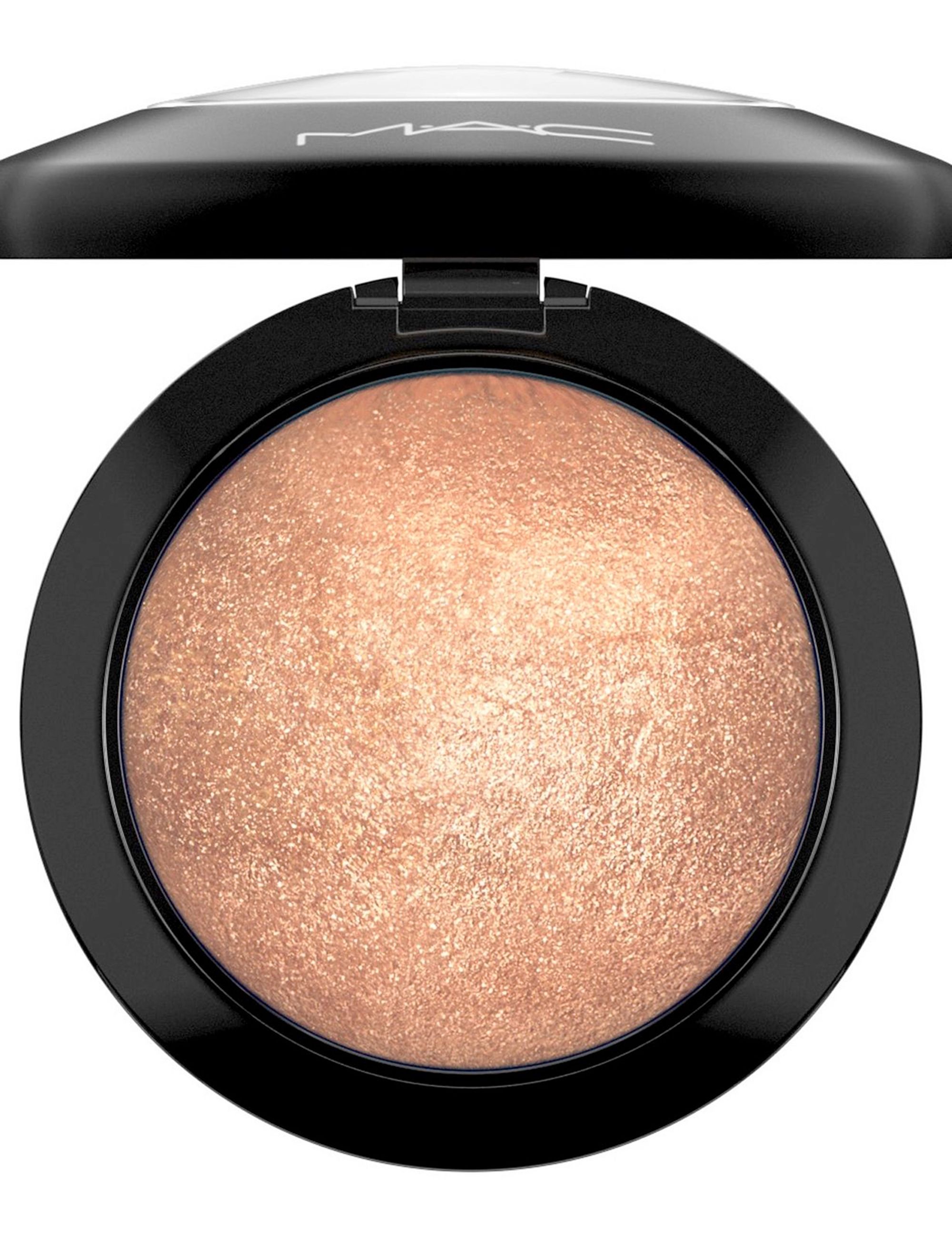 good illuminator makeup