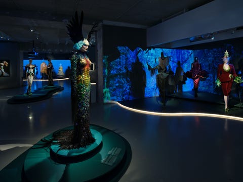 Thierry Mugler Musee des Arts Decoratifs thierry mugler musee des arts decoratifs