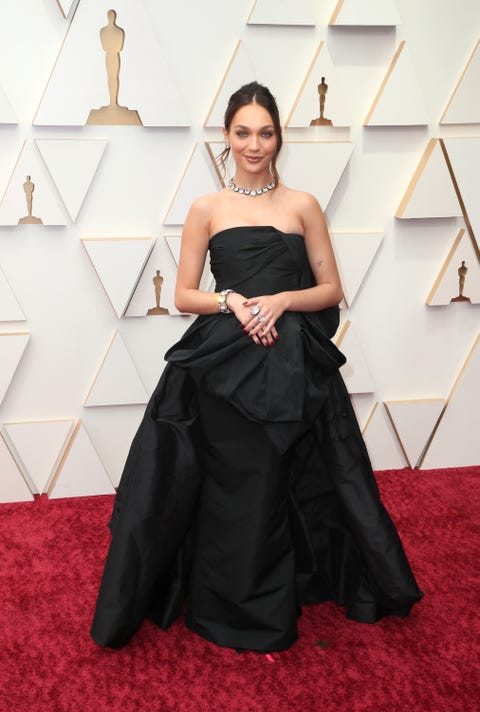 See All the Red Carpet Looks From the 2022 Oscars