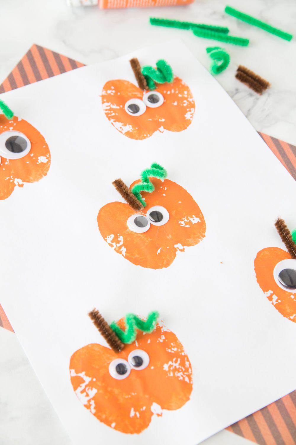 40 Easy Thanksgiving Crafts For Kids Thanksgiving Diy Ideas For Kids