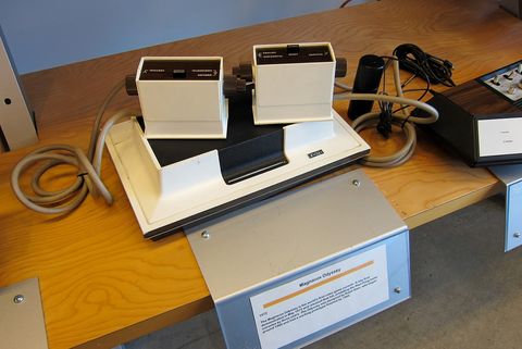 1972 magnavox odyssey gaming console