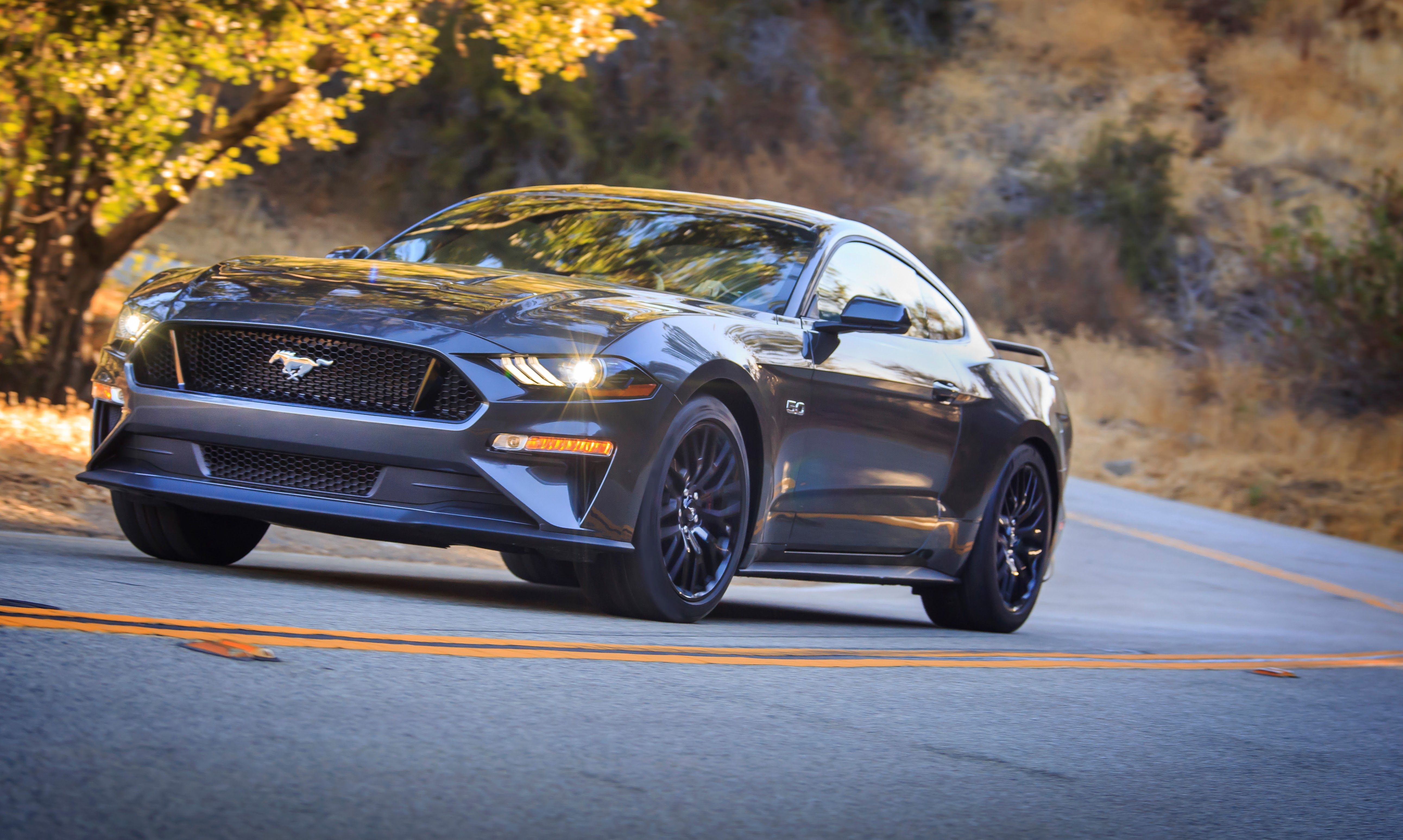 18 Ford Mustang Gt Review Road Test For The New 18 Mustang Gt