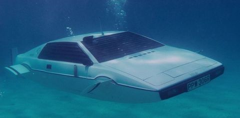 Elon Musk's Tesla Has Designed A Bond-Style Submarine Car