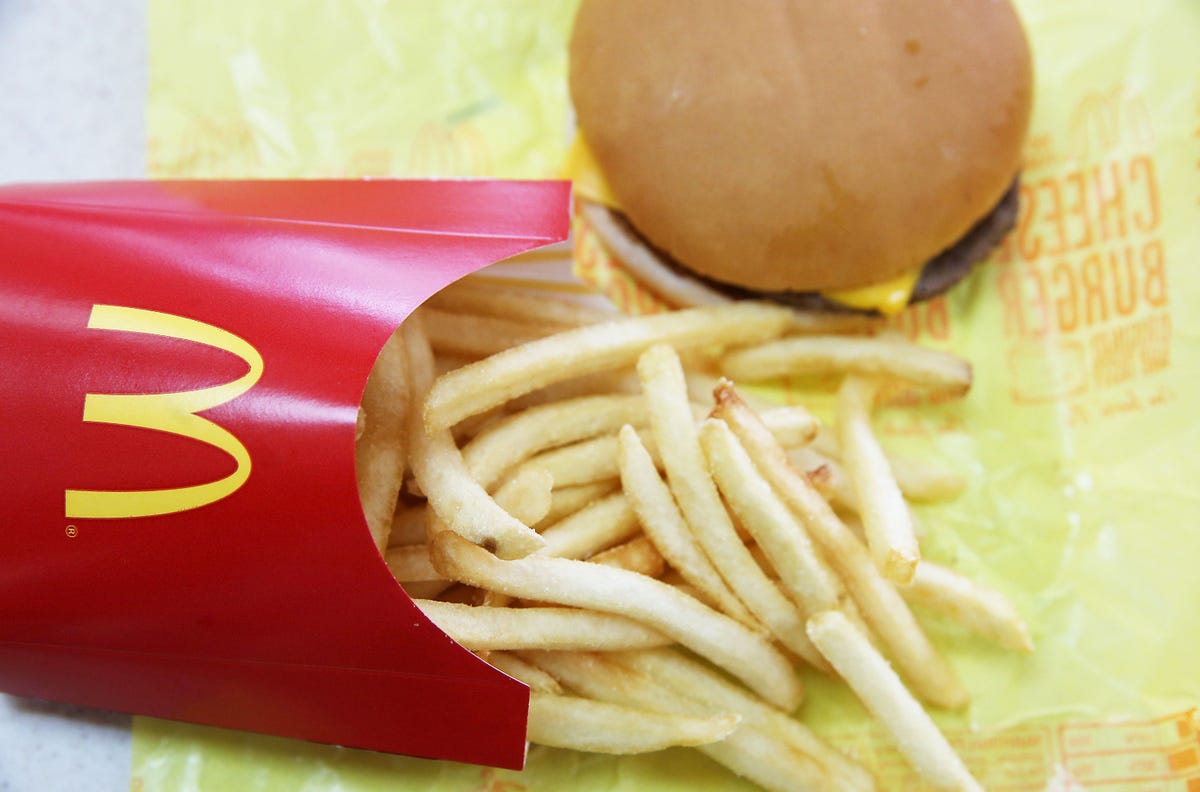 マクドナルド国内1号店がオープンして49年 7月日は ハンバーガーの日