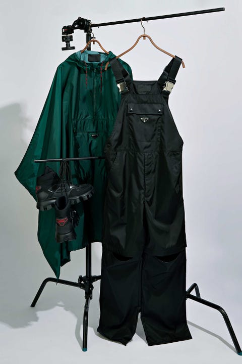 プラダ の最新アイテムで旬なアウトドアコーデをつくる プラダ の最新アイテムで旬なアウトドアコーデをつくる