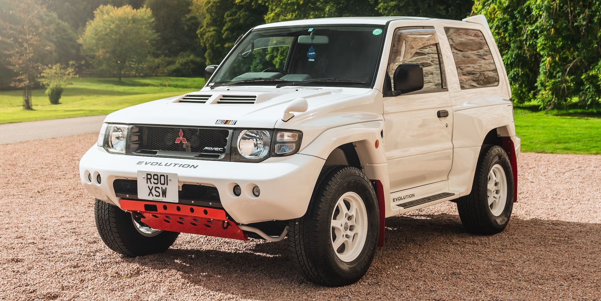 Buy This Glorious Pajero Evolution, Live Out JDM Off-Road Dreams