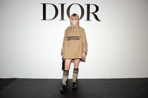 paris, france   september 29 maisie williams attends the dior womenswear springsummer 2021 show as part of paris fashion week on september 29, 2020 in paris, france photo by anthony ghnassiagetty images for dior