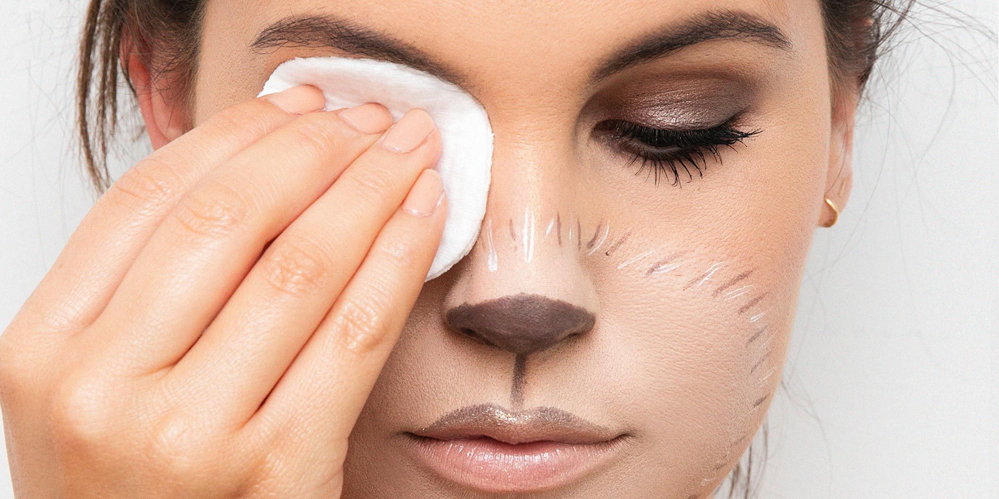 How To Easily Remove Halloween Makeup Best Way To Take Off Makeup
