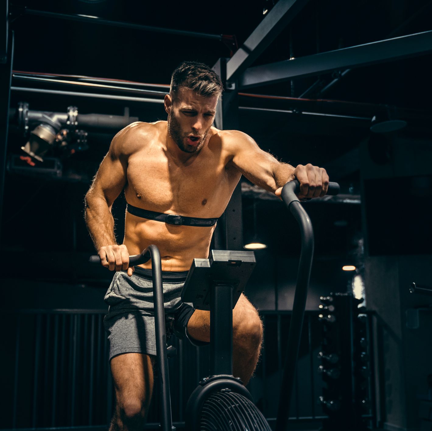 A Bodybuilding Coach Explains Why Burning More Fat Doesn't Equal More Fat Loss