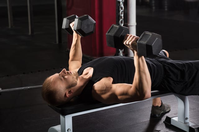 This Chest and Back Workout Gives You a Double Pump