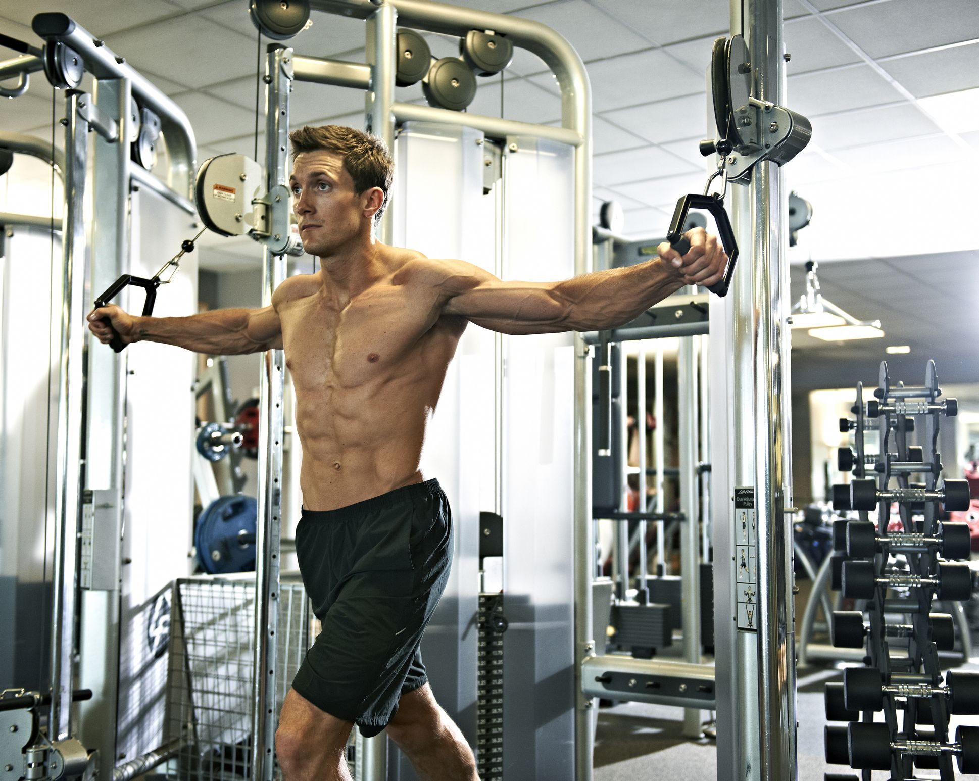 how-to-build-chest-muscles-fast