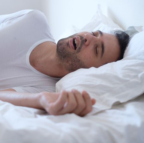 A guide to stop snoring immediately, including home remedies for snoring  
