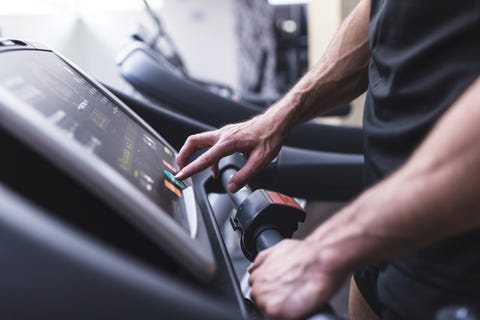 The Ultimate 20-Minute Fat-Burning Treadmill Workout