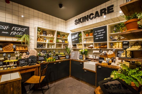 Lush Opens First Naked Store Causeway Bay Hong Kong 