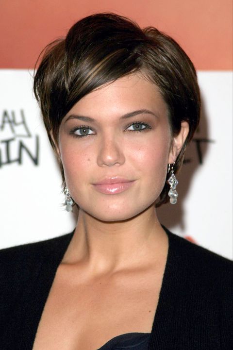 25 Best Hairstyles For Round Faces In 2020 Easy Haircut Ideas