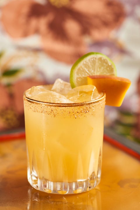 Drink, Alcoholic beverage, Sour, Rum swizzle, Whiskey sour, Cocktail, Non-alcoholic beverage, Mai tai, Food, Distilled beverage, whiskey sour