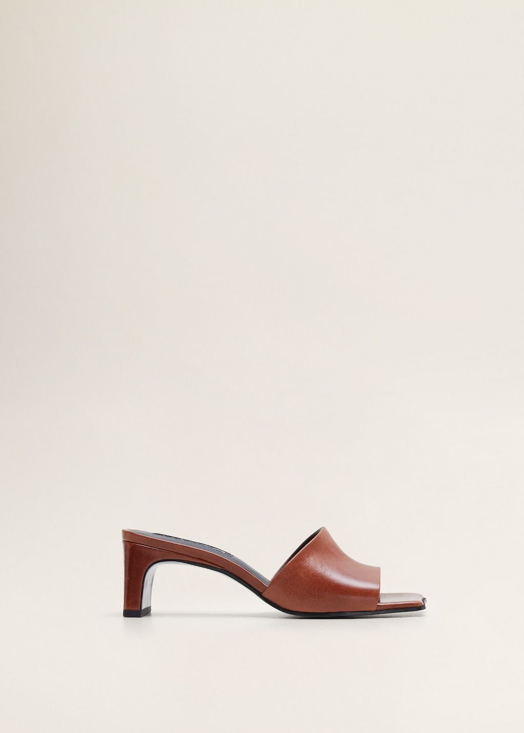 De new in schoenen bij Zara, Mango en Topshop die je wil De new in schoenen bij Zara, Mango en Topshop die je wil
