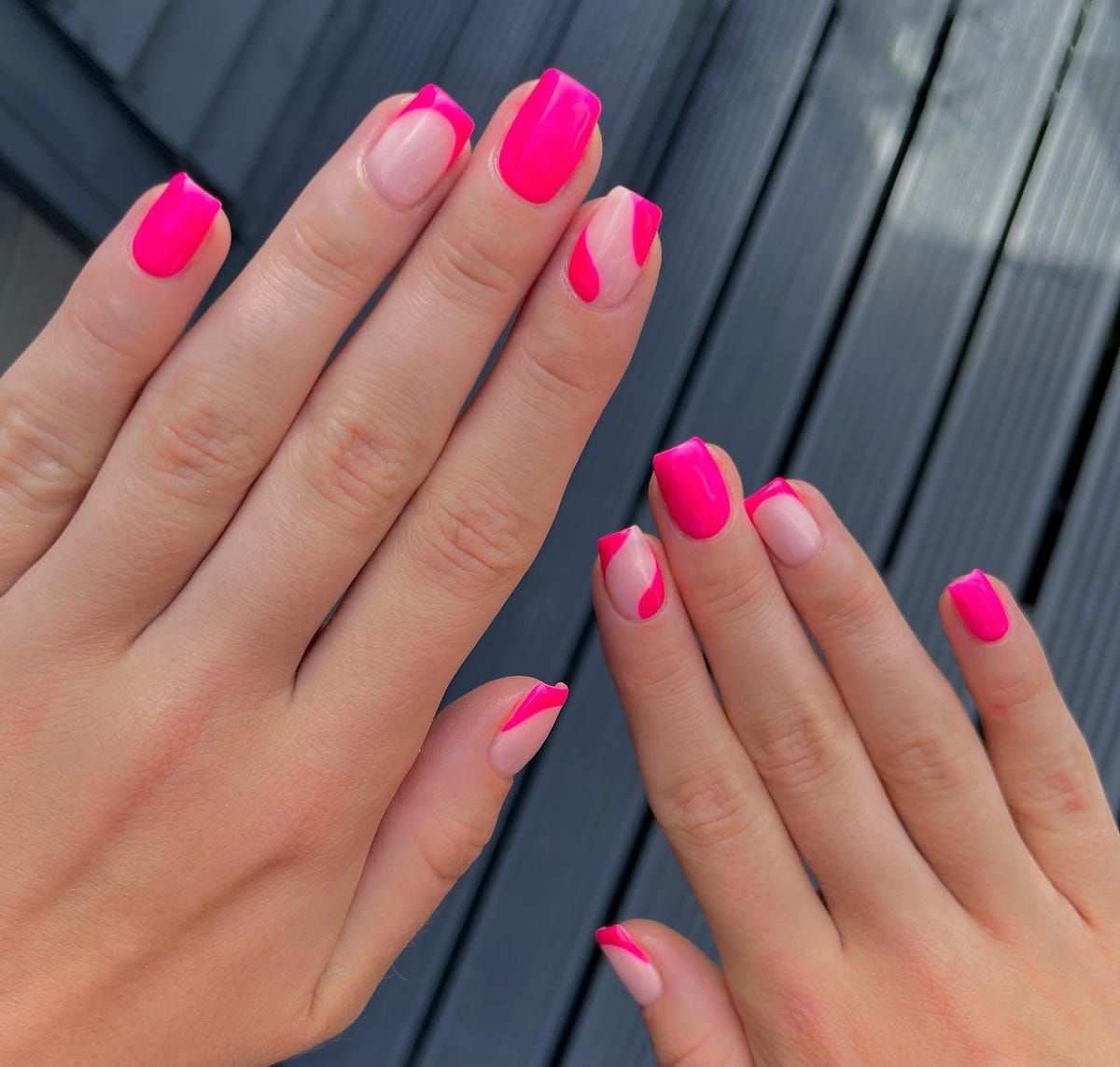 Manicuras fucsia: las que más favorecen y potencian el bronceado