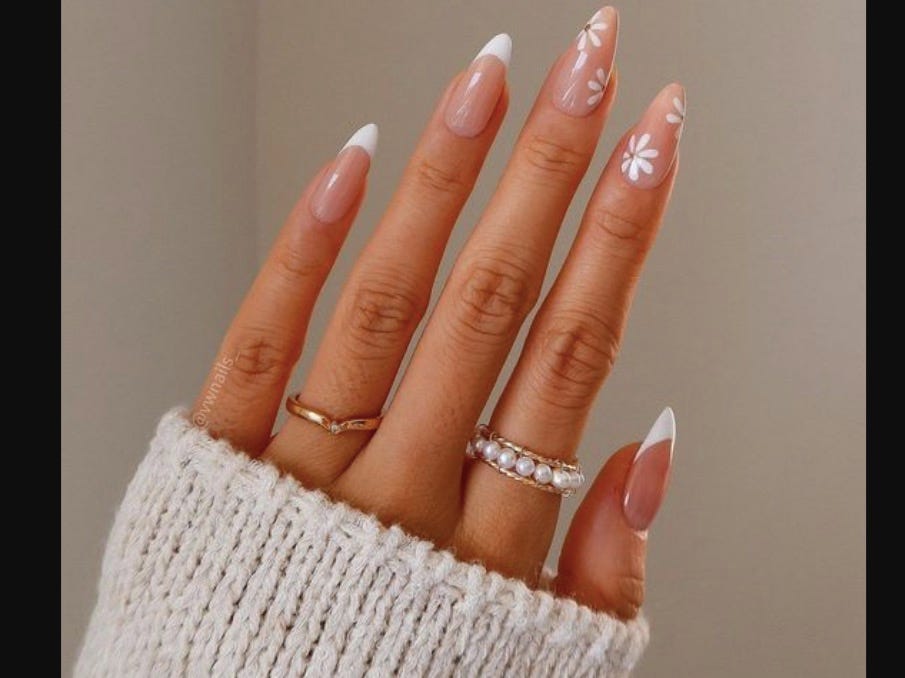 La manicura ‘mirror mirror’ y otras uñas tendencia para esta primavera