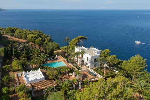 Michael Douglas pone a la venta su espectacular mansión en Mallorca