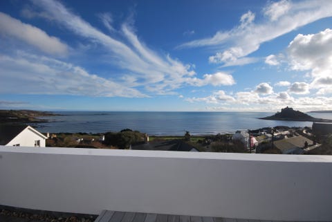 Art Deco Style Coastal Property For Sale In Marazion Cornwall