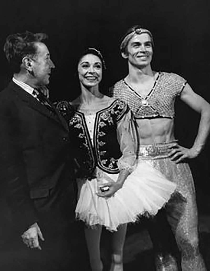 Rudolf Nureyev Biografia: La Vita E La Morte Del Ballerino