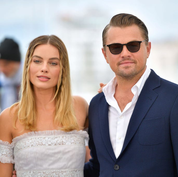 Leonardo DiCaprio Praises Margot Robbie Over Wolf Of Wall Street Scene