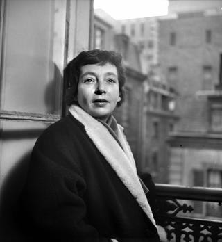 marguerite duras, escritora francesa, en1955