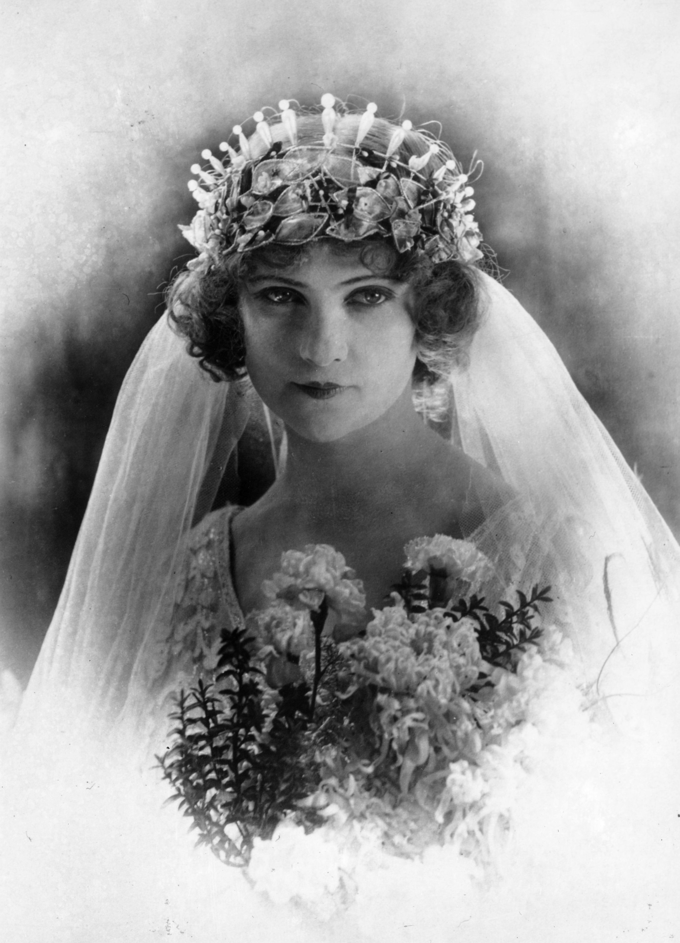 Vintage Black and White Photo Bride Bridal Lace Dress Gloves Bouquet Tiara Veil