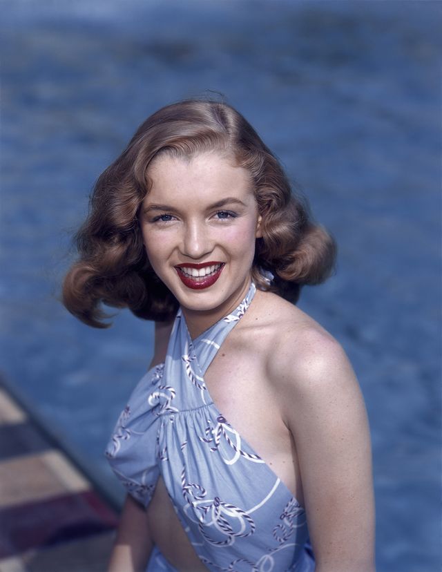 los angeles   1946  actress marilyn monroe then known as norma jeane mortenson poses for a portrait in 1946 in los angeles, california  photo by richard c millerdonaldson collectiongetty images