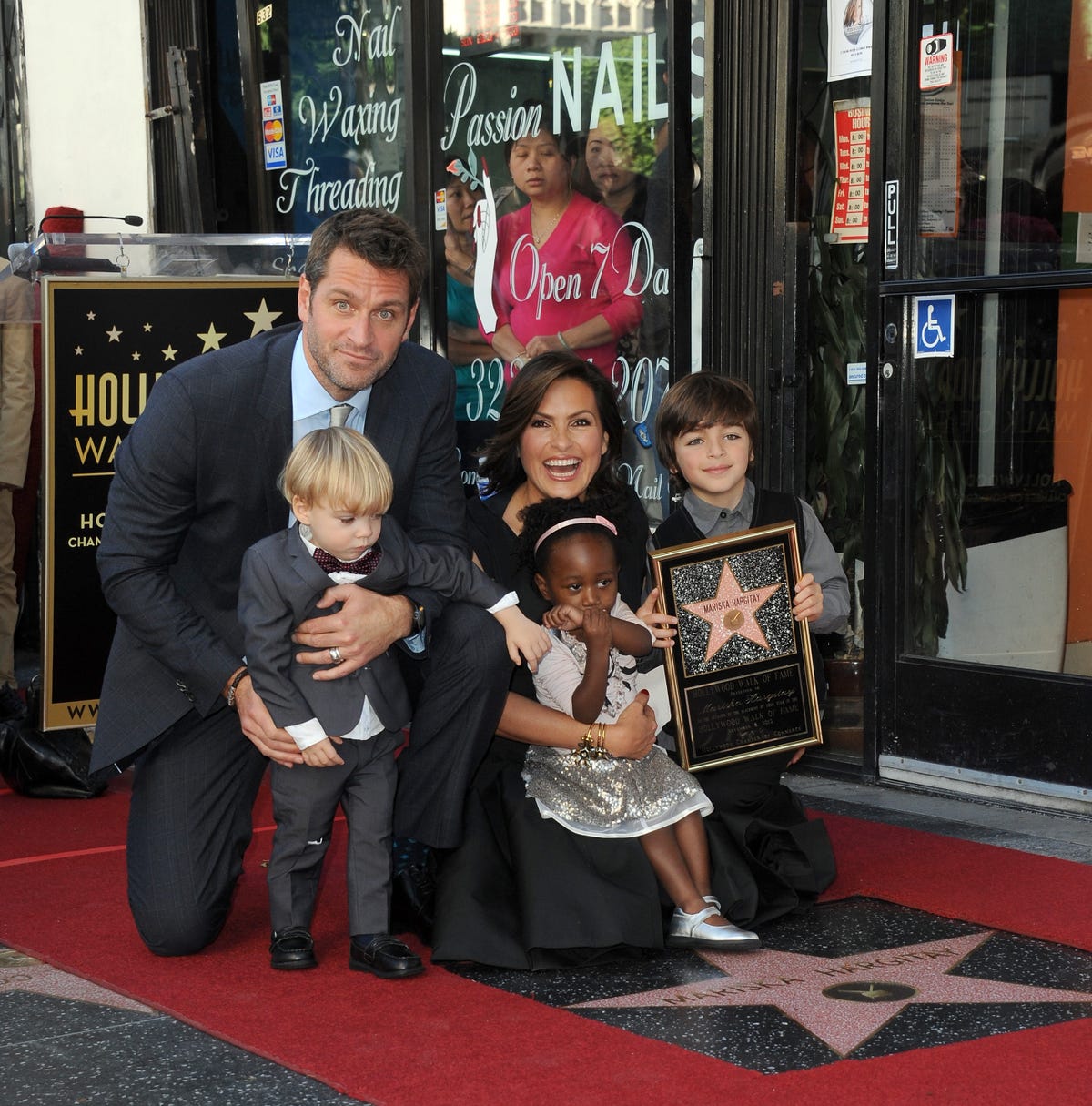 Mariska Hargitay Kids Are Mariska Hargitay And Peter Hermann S Kids Adopted