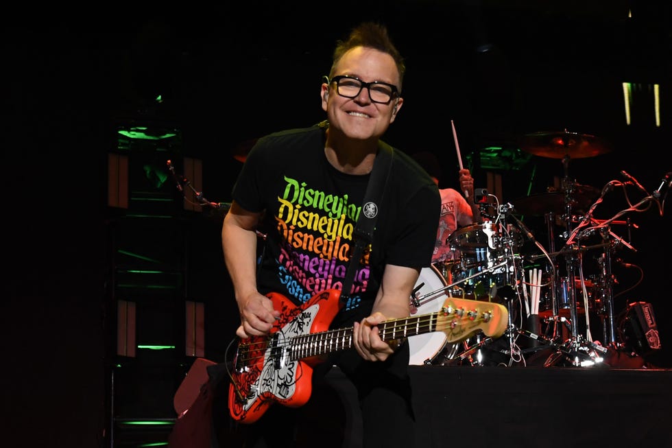 Blink-182's Mark Hoppus Reveals He's Officially Cancer-Free thumbnail