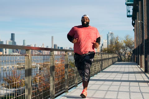 martinus evans for runner's world photographed in brooklyn ny on november 14, 2021