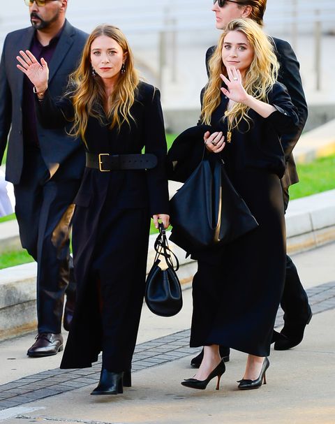 Mary Kate and Ashley Olsen Wore Black Dresses to Met Gala 2019 Red Carpet