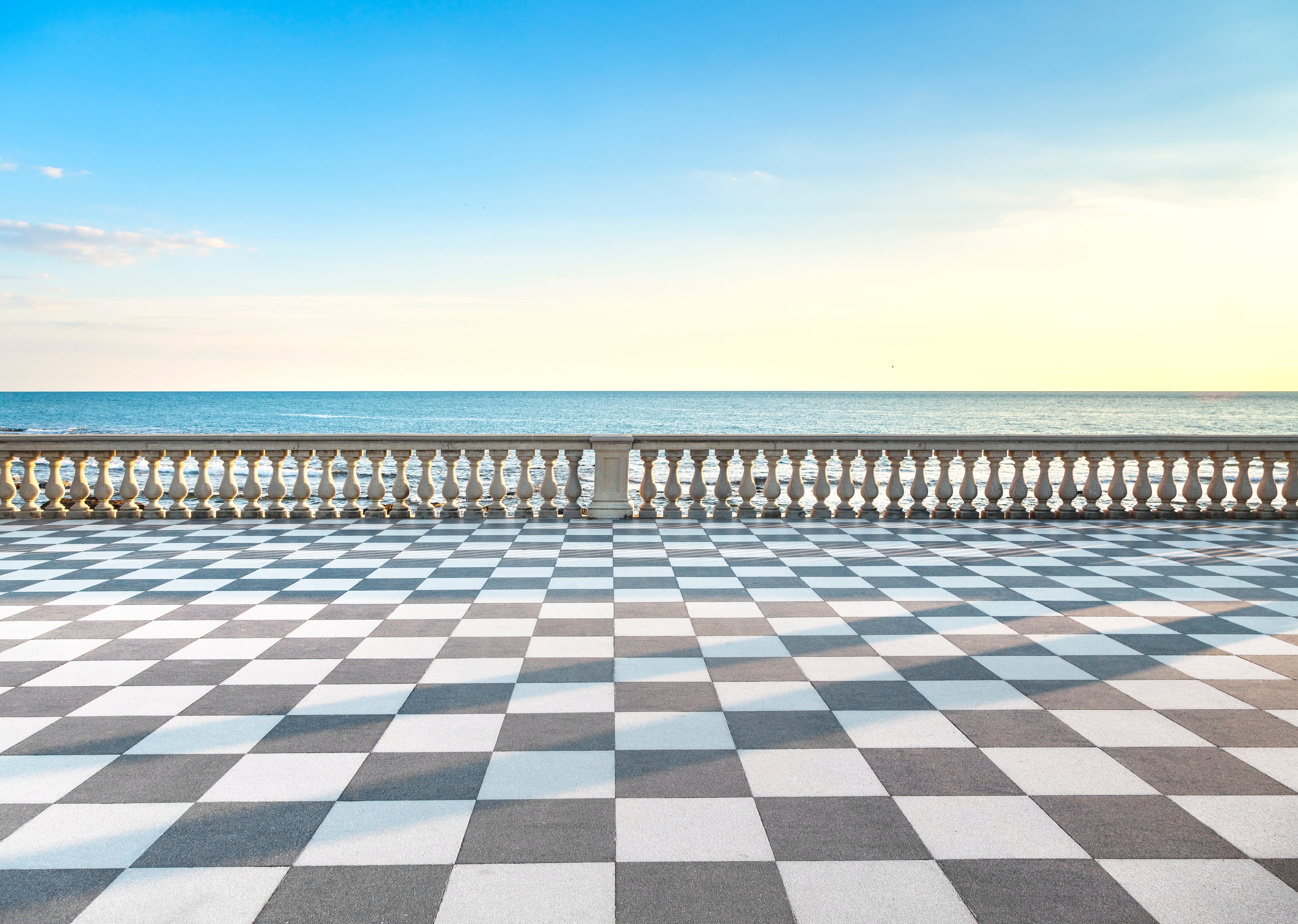 Mascagni Terrazza terrass vid solnedgången. Livorno Toscana Italien