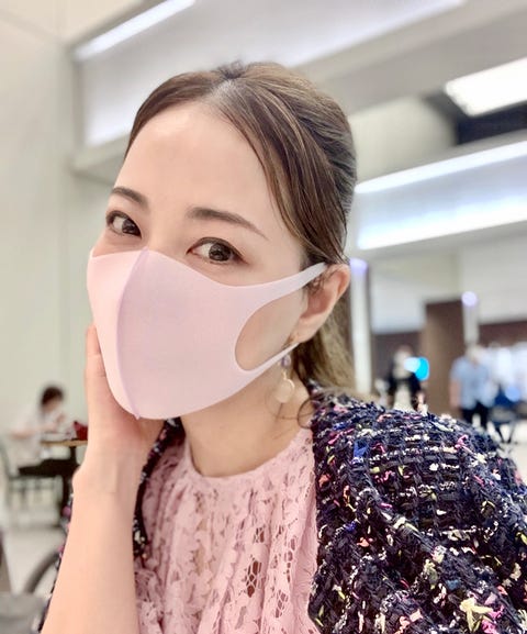 マスクが欠かせない今年の夏 ヘルシーで品の良い 毛穴 を目指そう マスクが欠かせない今年の夏 ヘルシーで品の良い 毛穴 を目指そう