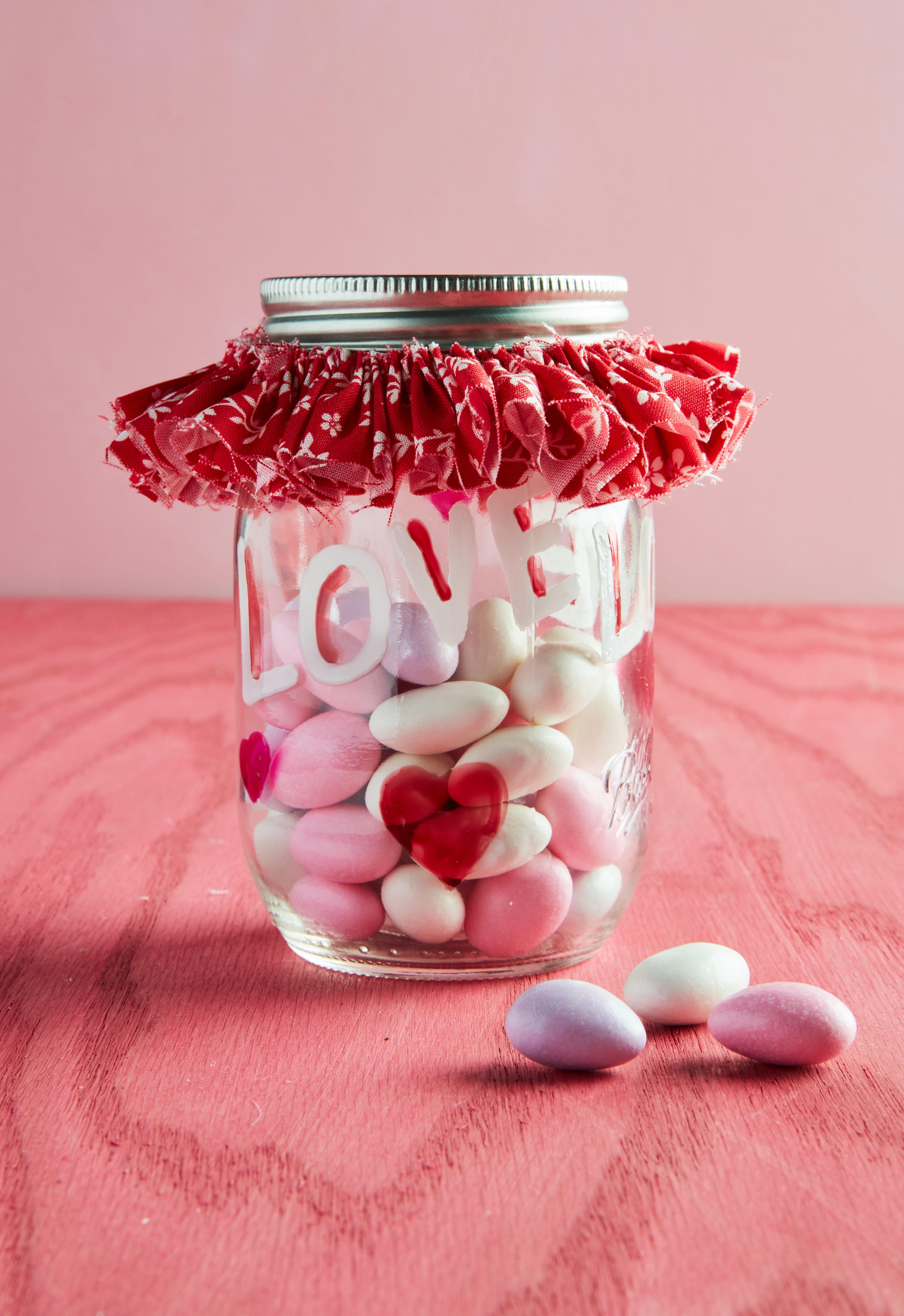 Cute Love Heart Sweets in Glass Heart Jar **FREE LED Lights Birthday Gift 