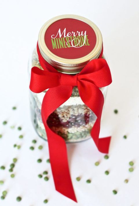 Mason Jar Christmas Crafts - Minestrone Soup