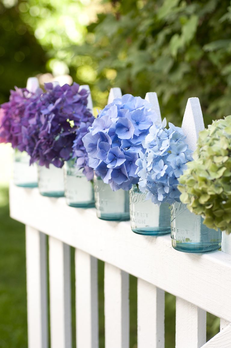 17 Pretty Mason Jar Flower Arrangements - Best Floral ...
