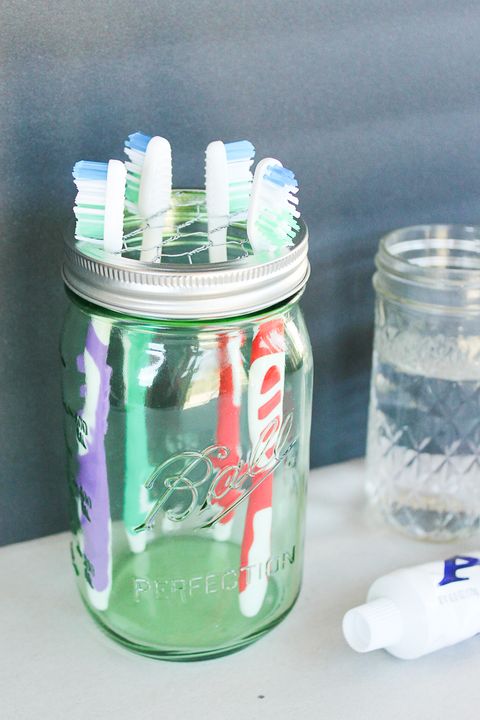 Featured image of post Diy Mason Jar Ideas To Sell - All it takes is wax flakes, wax colorant, a wick, chopsticks or recipe in a jar: