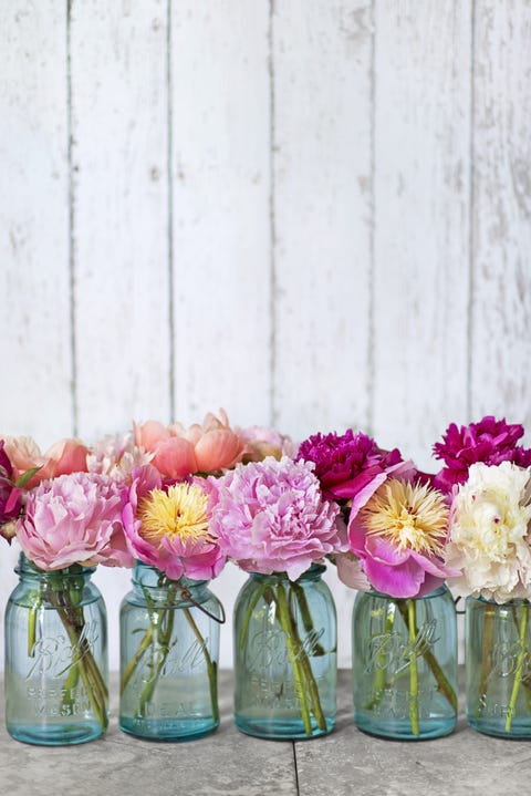 matching mason jar spring centerpiece