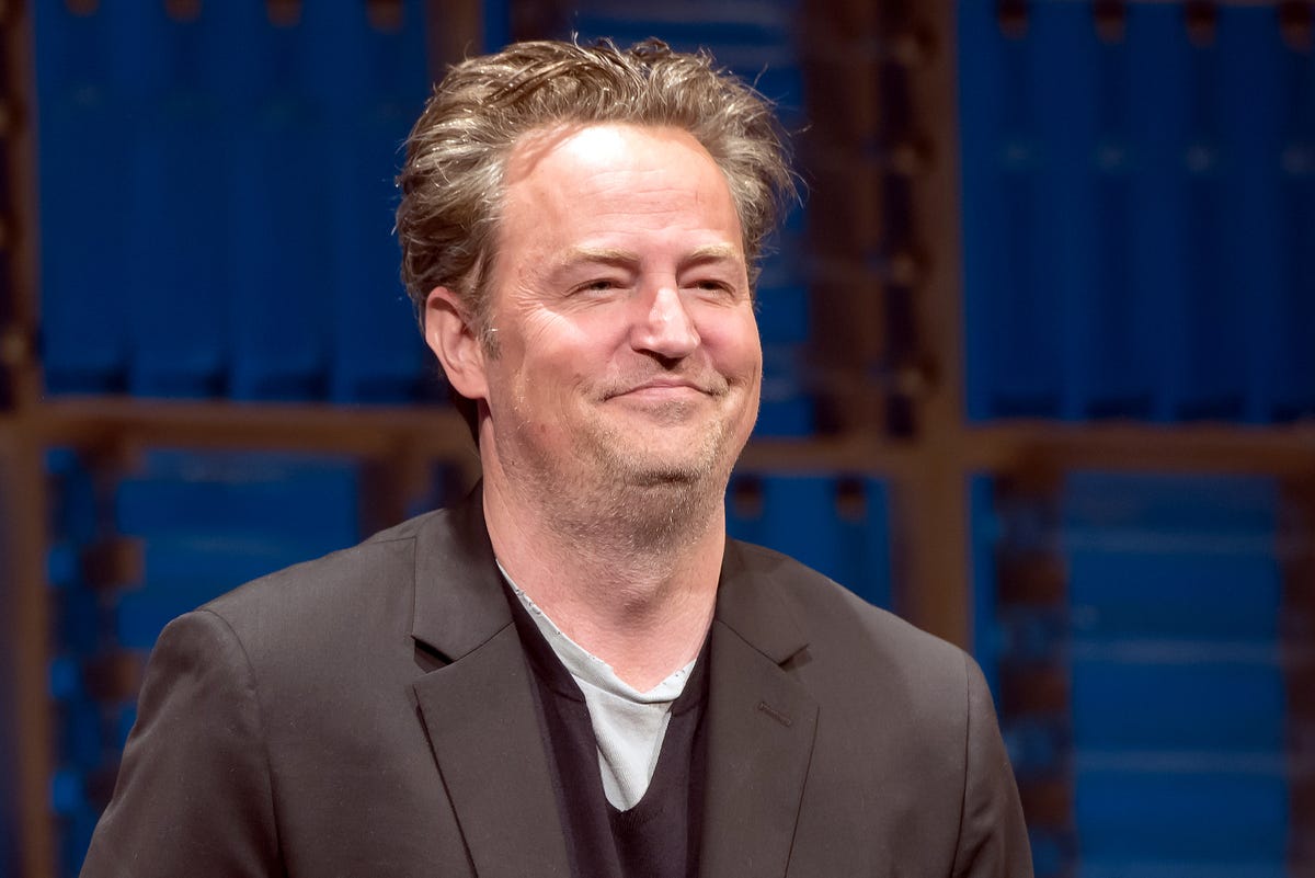 Friends Star Matthew Perry Is Engaged To Girlfriend Molly Hurwitz