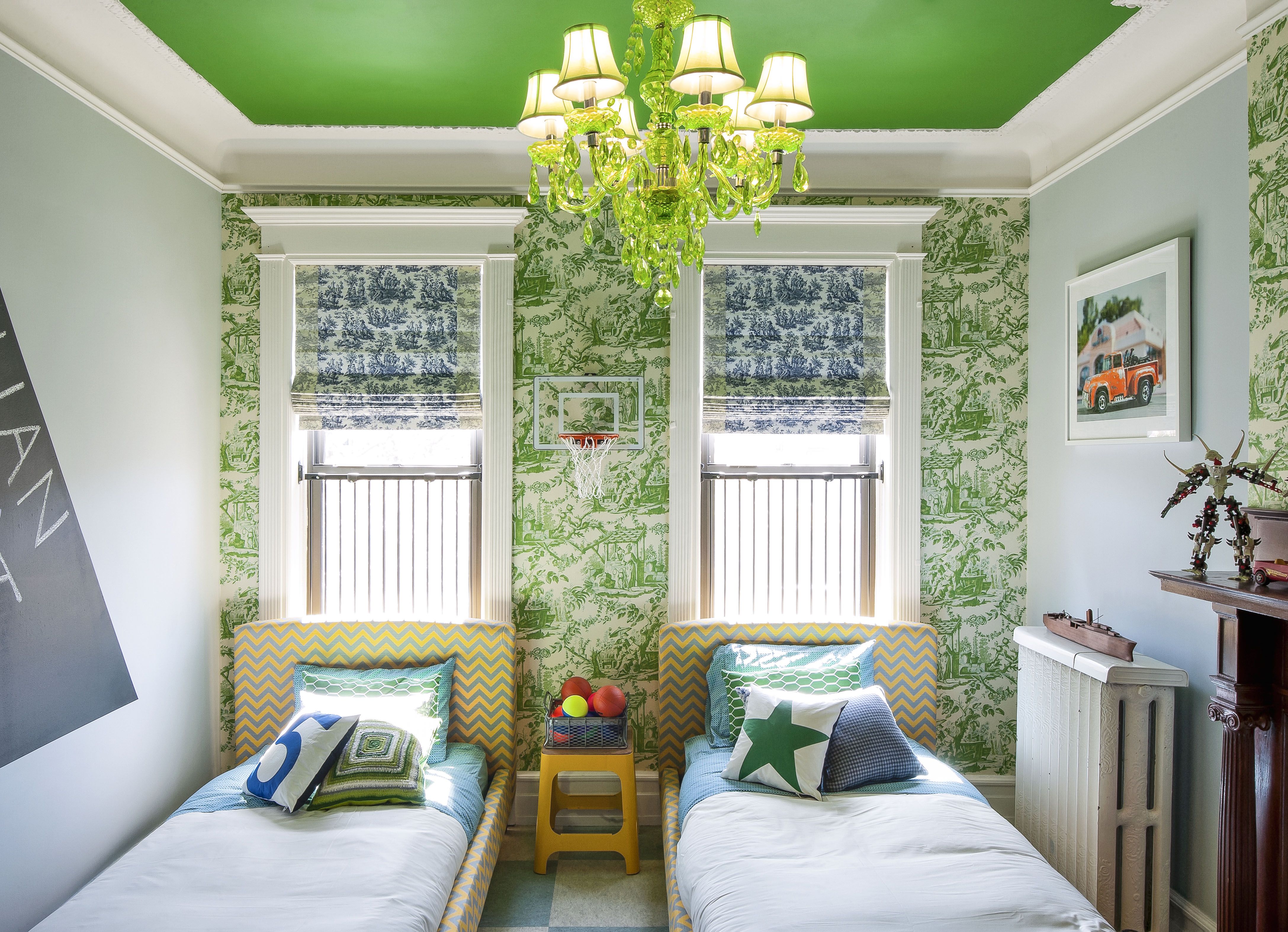 green kids bedroom