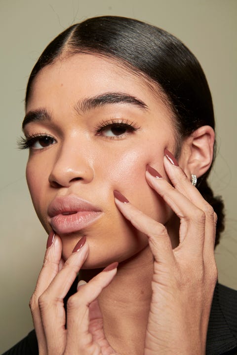 Autumn Nail Trends For 2022 - Best AW22 Runway Trends For Nails