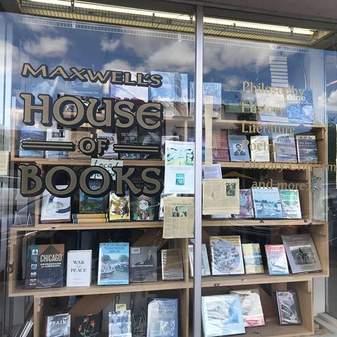maxwell’s house of books, la mesa